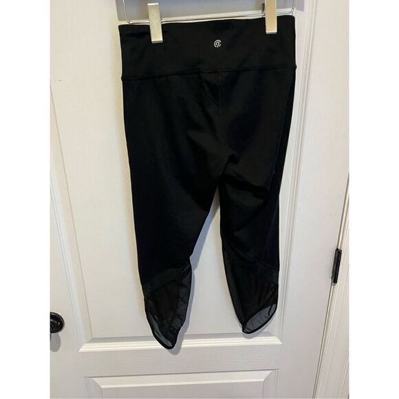 Champion black Capri leggings with sheer back of leg Design size small - Picture 3 of 8